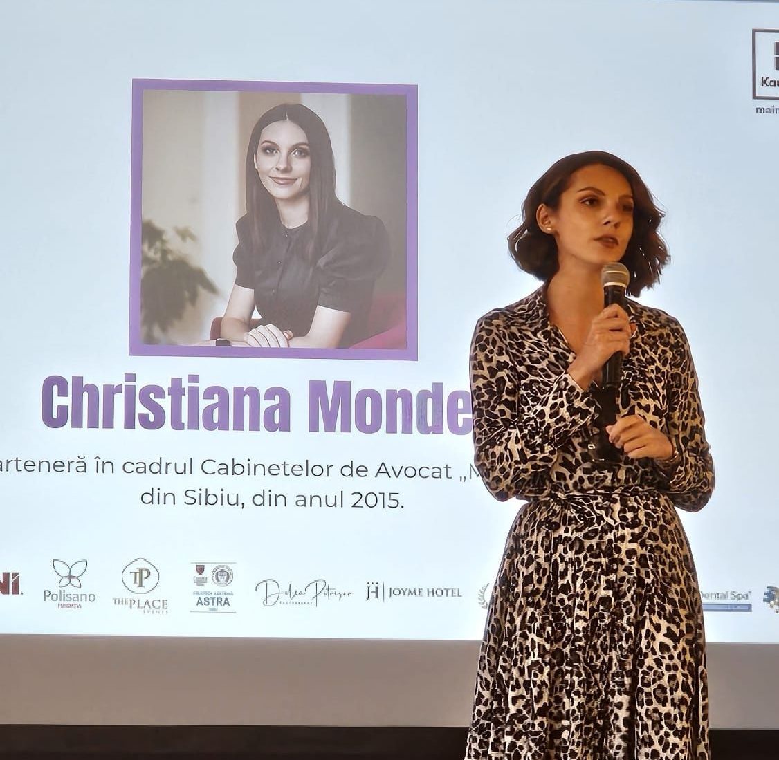 Doamna Avocat Mondea la evenimentul #WeAreHalf.
